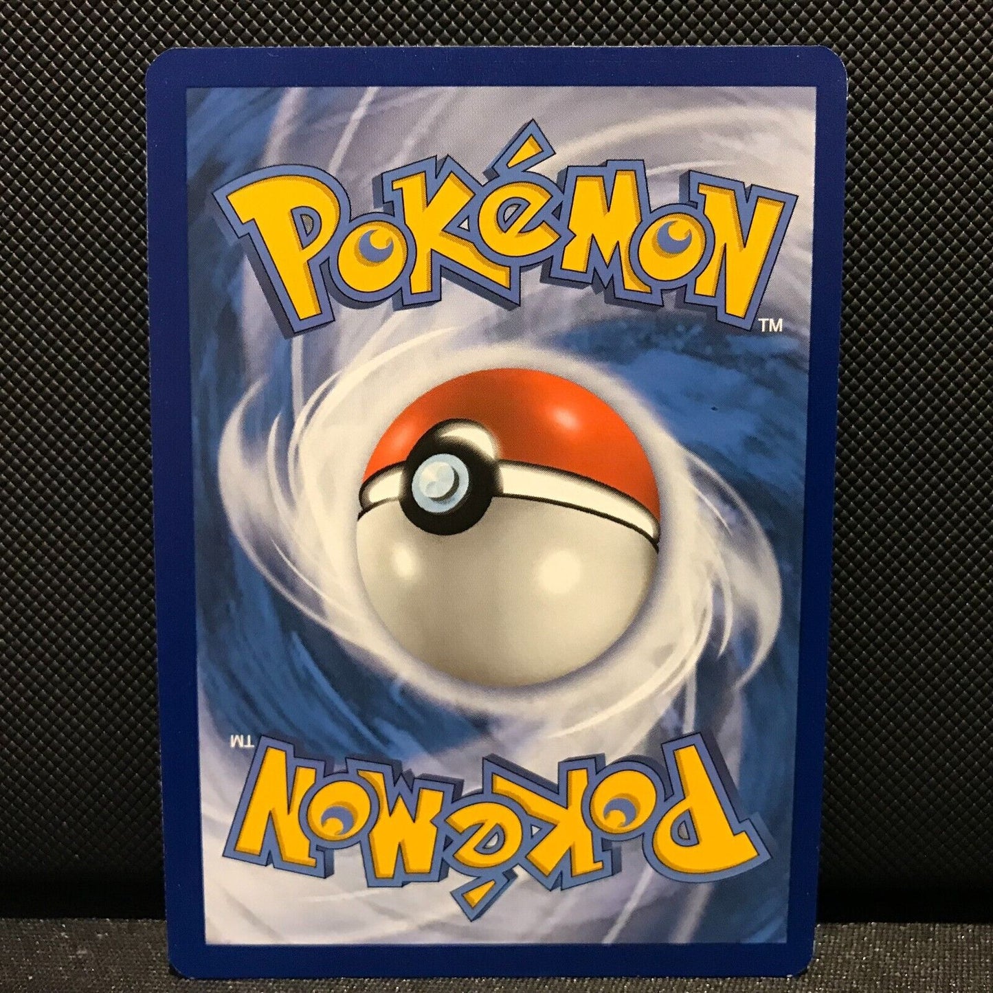 Starly Reverse Holo 117/172 - Brilliant Stars Pokemon Card - NM/Mint