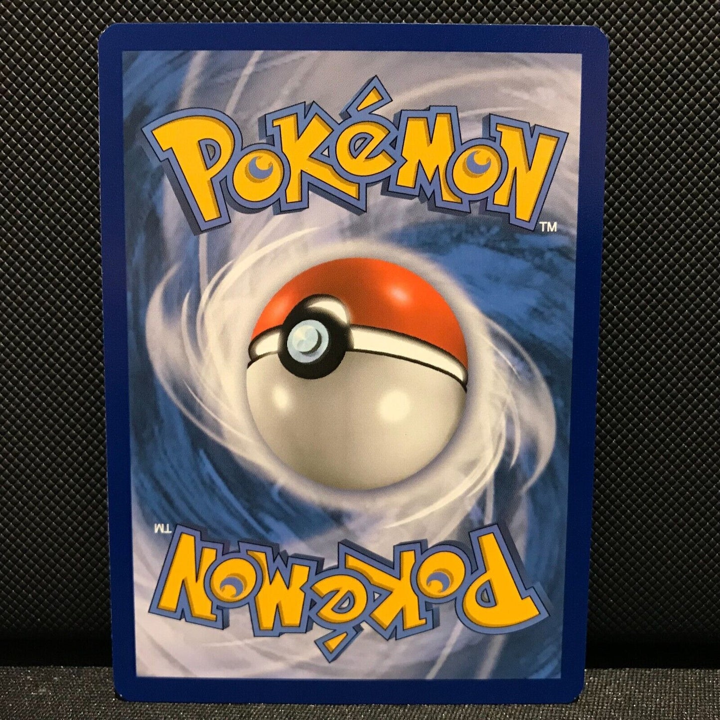 Muk 101/189 - Darkness Ablaze Pokemon Card - NM/Mint