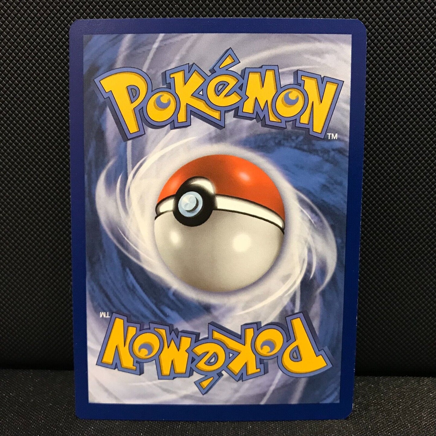 Machoke Reverse Holo 87/196 - Lost Origin Pokemon Card - NM/Mint