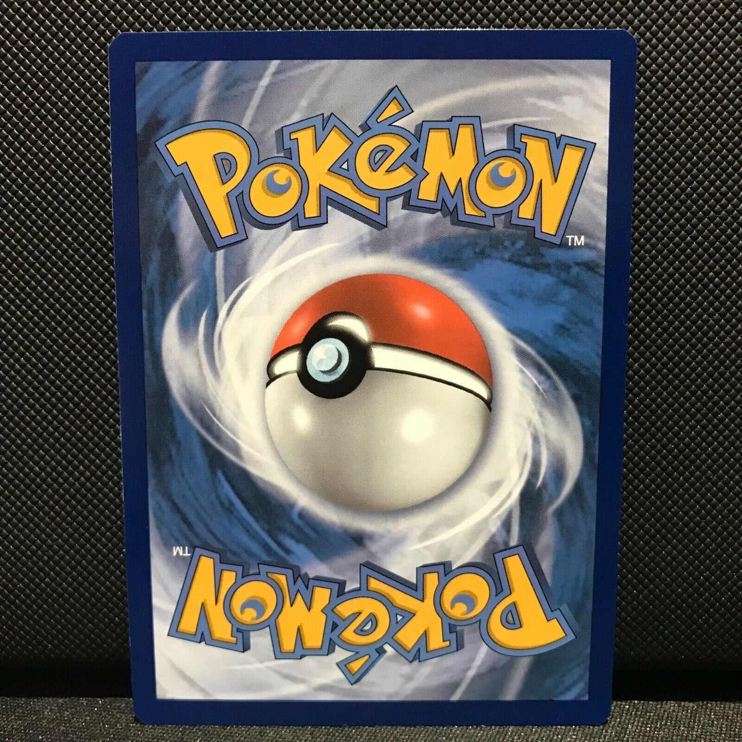 Feebas Reverse Holo 37/203 - Evolving Skies Pokemon Card - NM/Mint