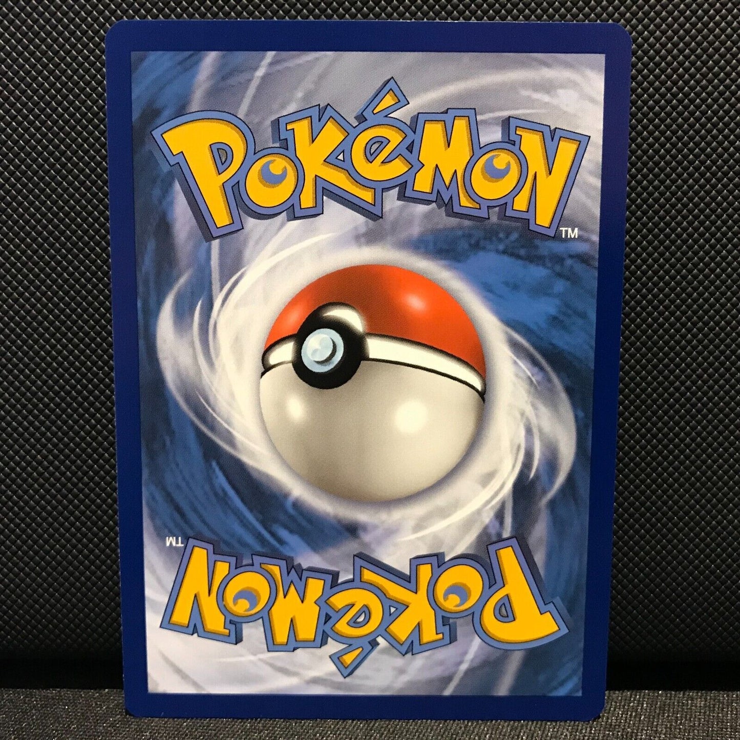 Mightyena 96/189 - Astral Radiance Pokemon Card - NM/Mint