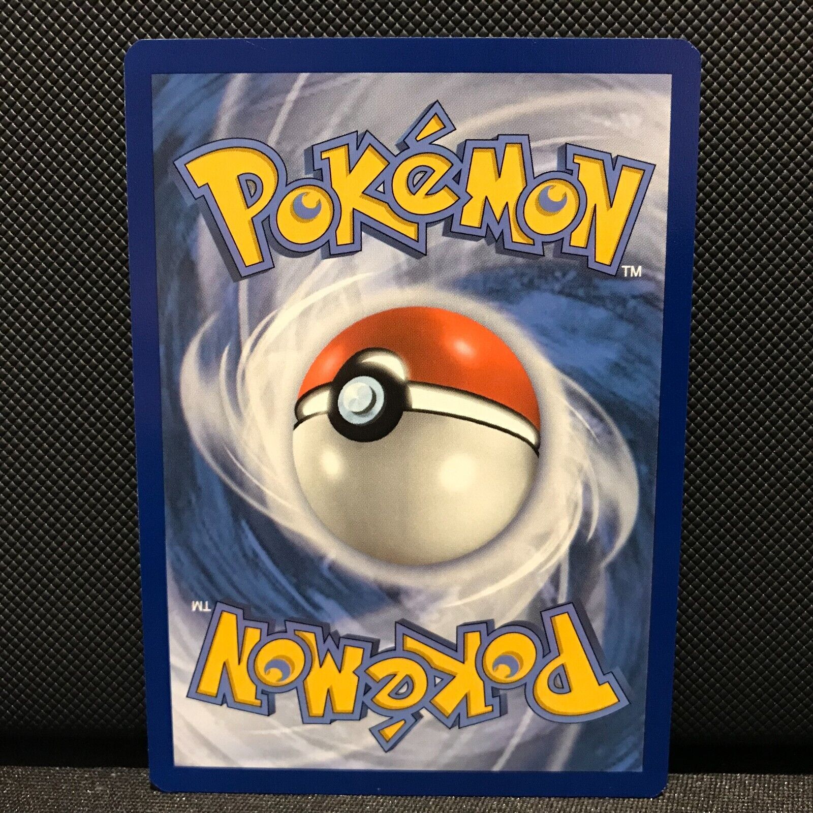 Garbodor 111/185 - Vivid Voltage Pokemon Card - NM/Mint