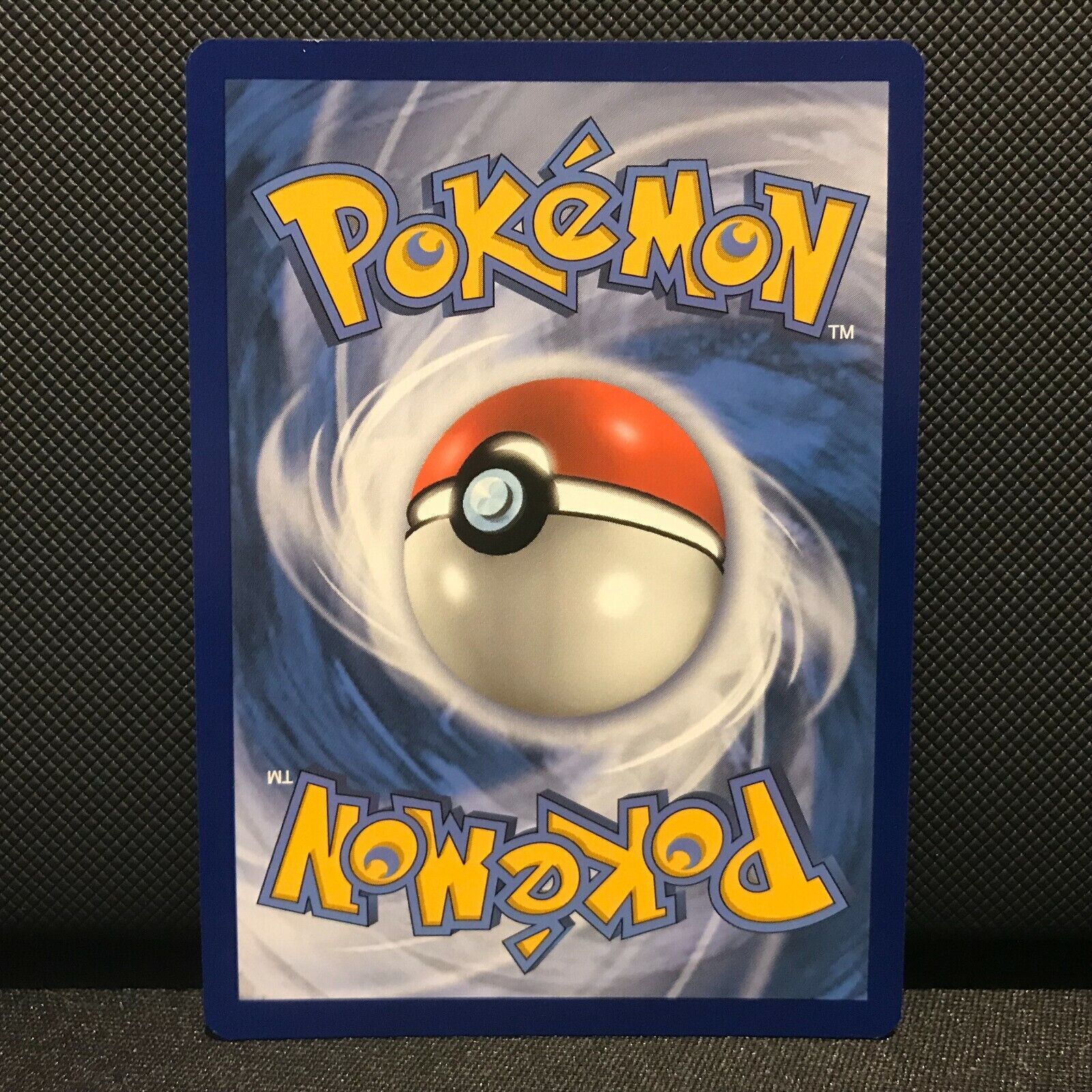 Farfetch'd Reverse Holo 45/68 - Hidden Fates Pokemon Card - NM/Mint
