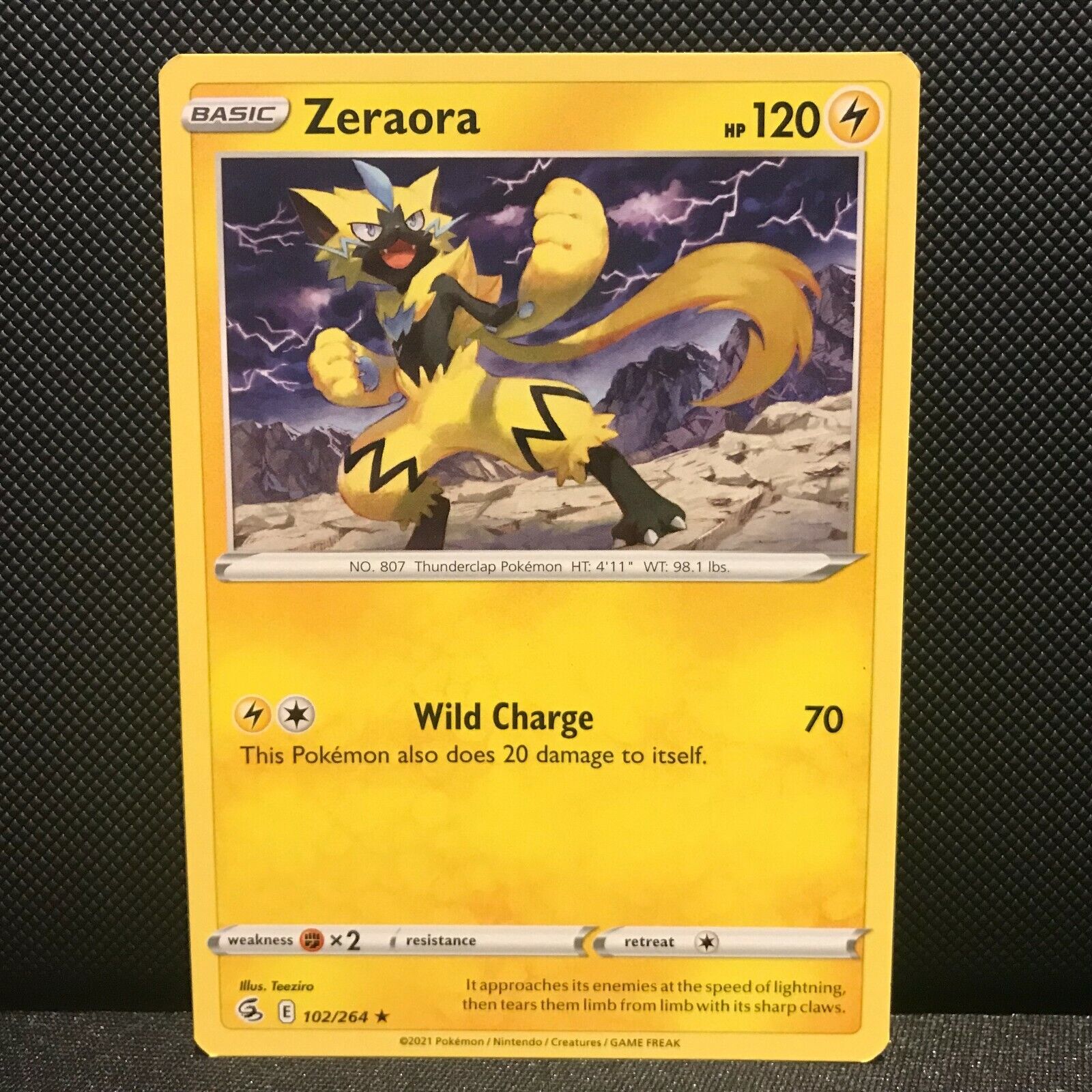 Zeraora 102/264 - Fusion Strike Pokemon Card - NM/Mint