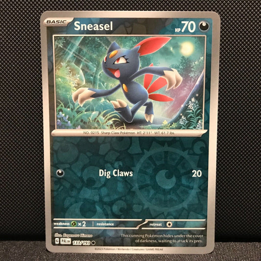 Sneasel Reverse Holo 133/193 - SV2 Paldea Evolved Pokemon Card - NM/Mint