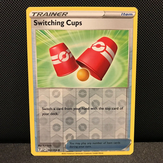 Switching Cups Reverse Holo 162/203 - Evolving Skies Pokemon Card - NM/Mint