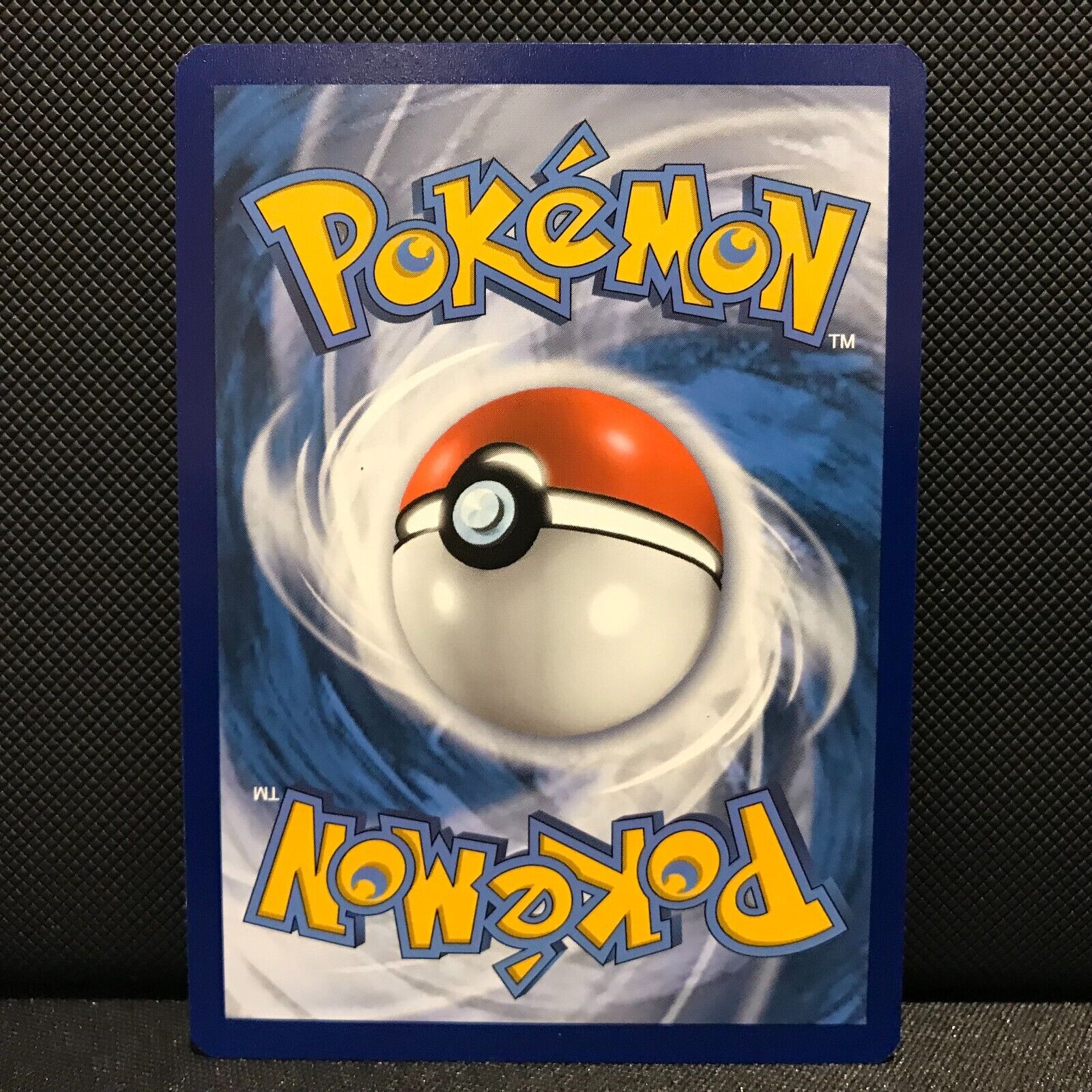 Ribombee Reverse Holo 79/203 - Evolving Skies Pokemon Card - NM/Mint