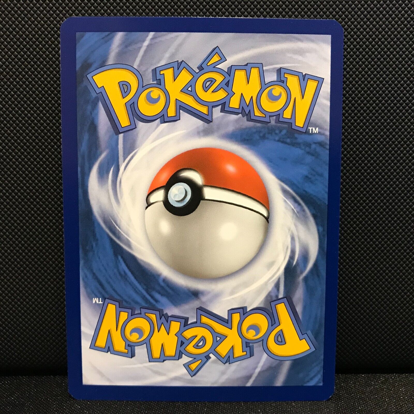 Leafy Camo Poncho Reverse Holo 160/195 - Silver Tempest Pokemon Card - NM/Mint