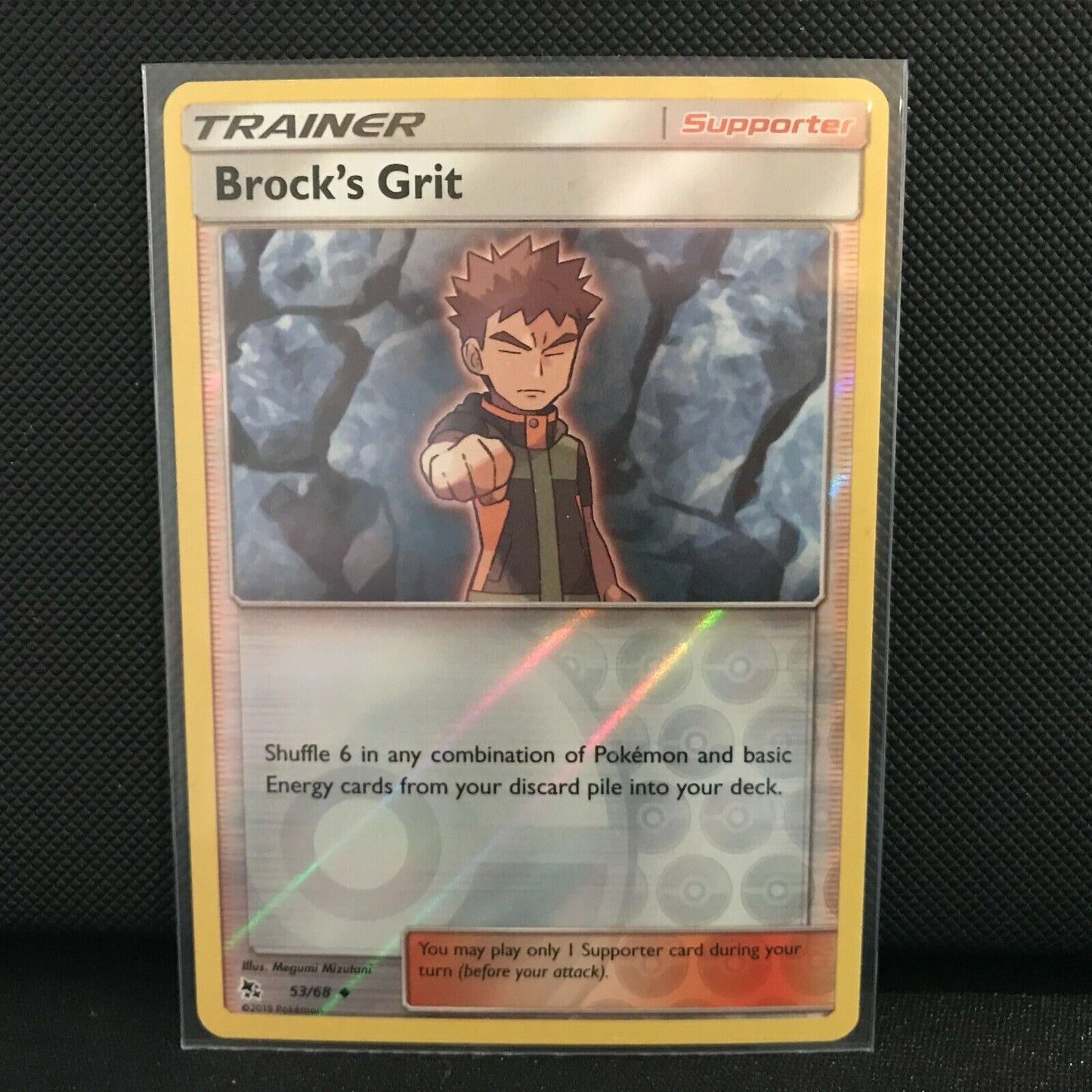Brock's Grit 53/68 Reverse Holo - Hidden Fates Pokemon Card - NM/Mint