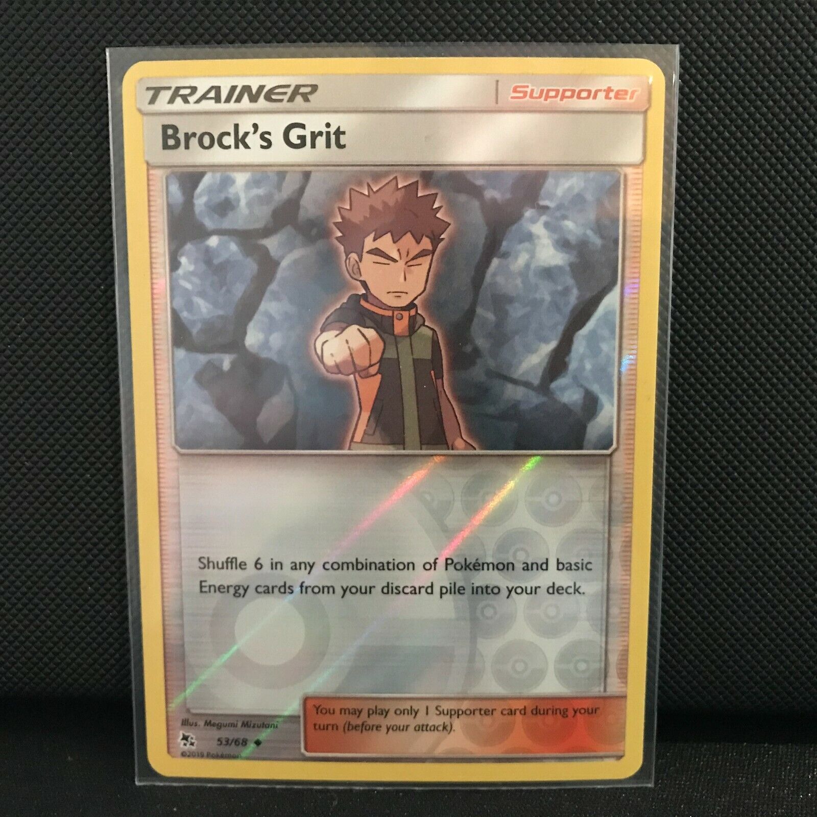 Brock's Grit 53/68 Reverse Holo - Hidden Fates Pokemon Card - NM/Mint