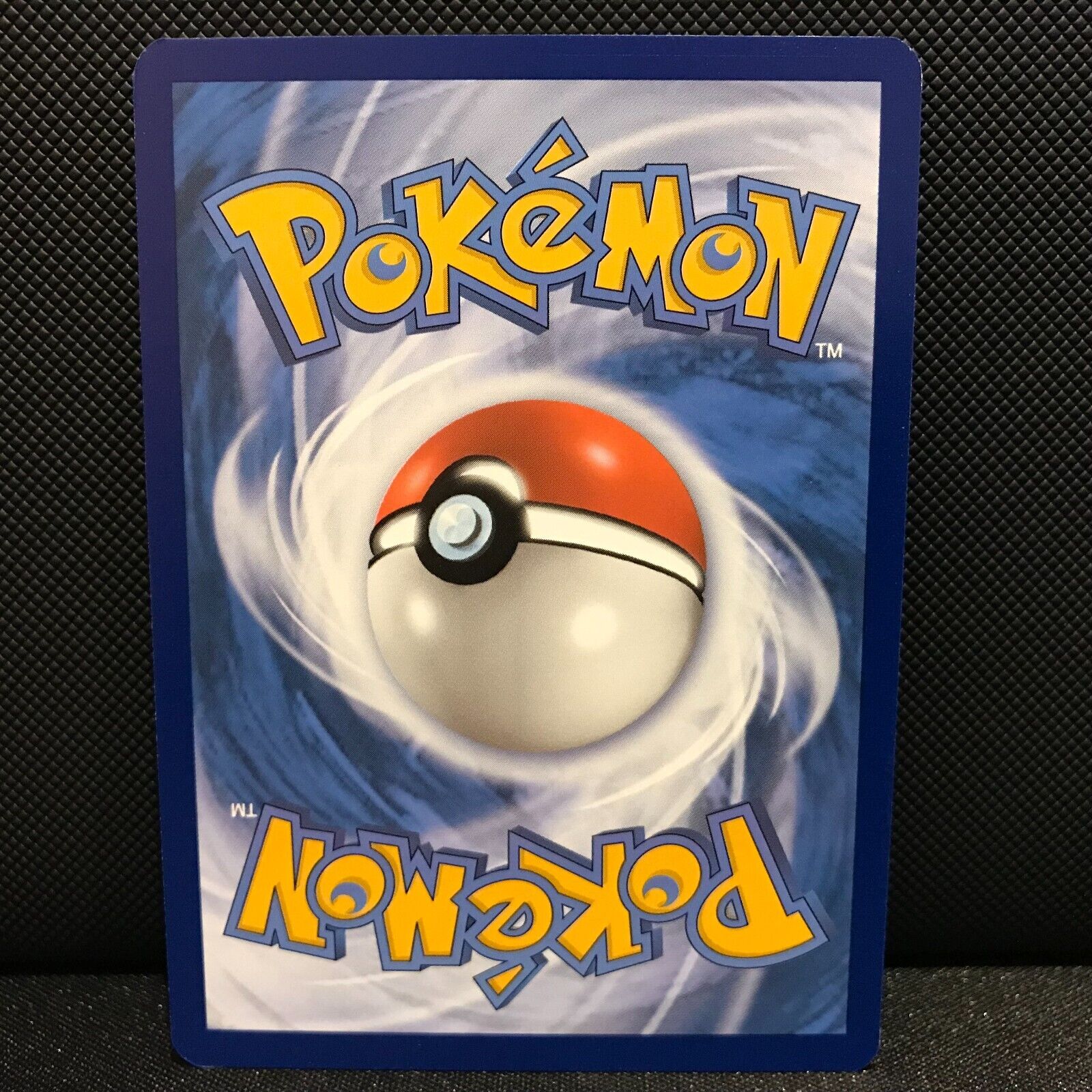 Honchkrow Reverse Holo 107/195 - Silver Tempest Pokemon Card - NM/Mint
