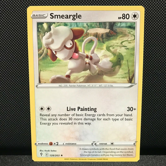 Smeargle 128/203 - Evolving Skies Pokemon Card - NM/Mint