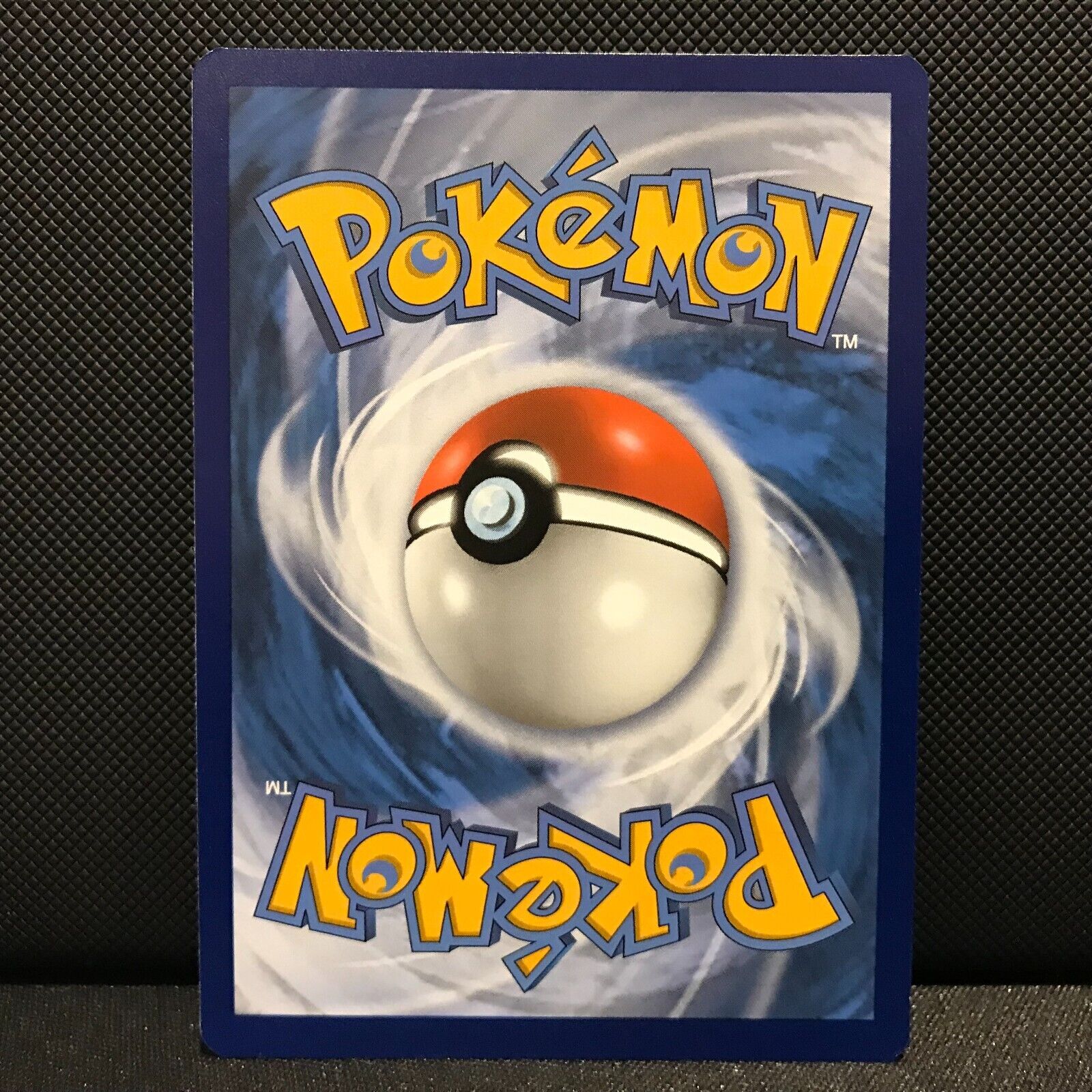 Herdier Reverse Holo 134/203 - Evolving Skies Pokemon Card - NM/Mint