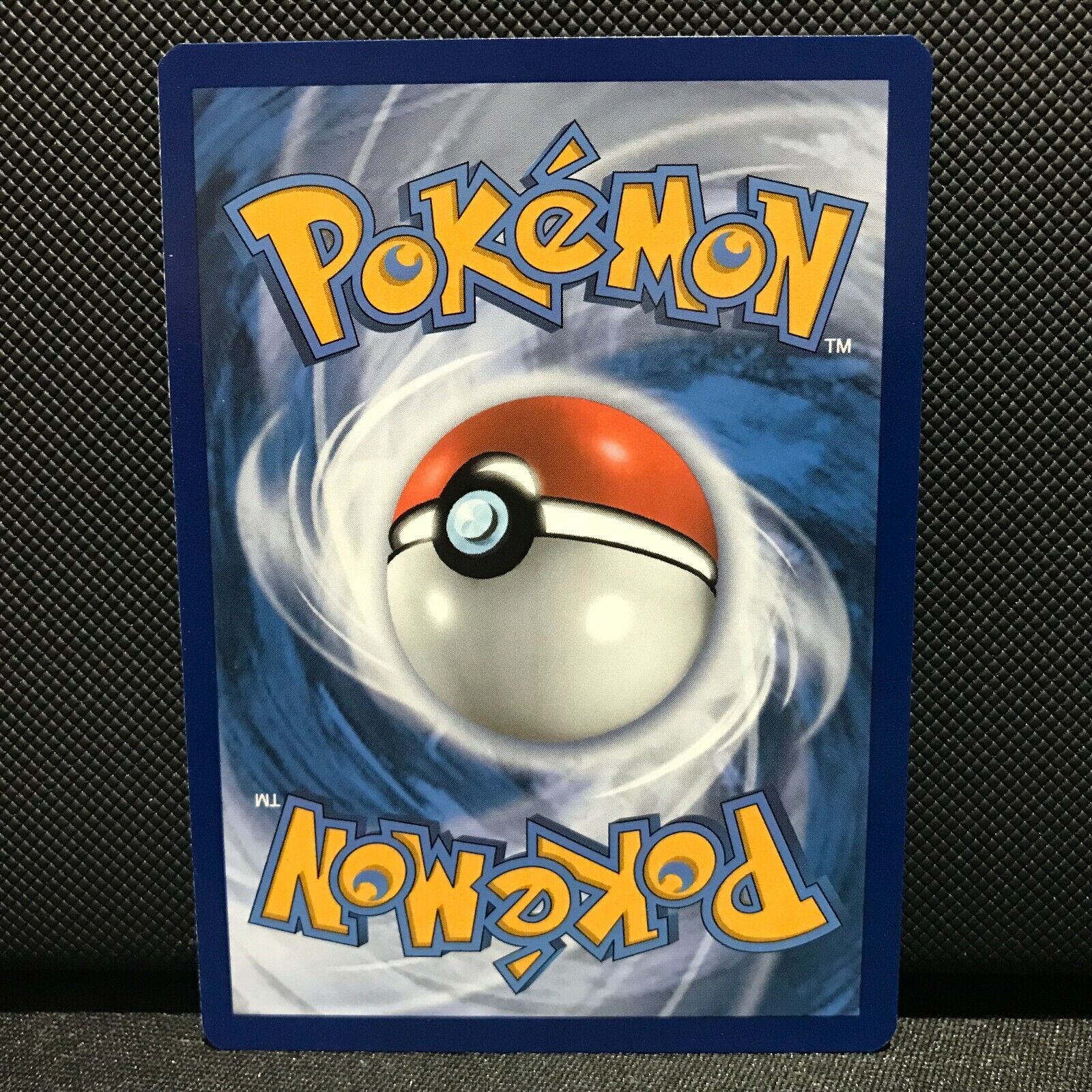 Shelgon Reverse Holo 108/203 - Evolving Skies Pokemon Card - NM/Mint