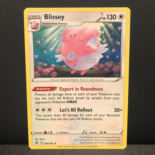 Blissey 203/264 - Fusion Strike Pokemon Card - NM/Mint