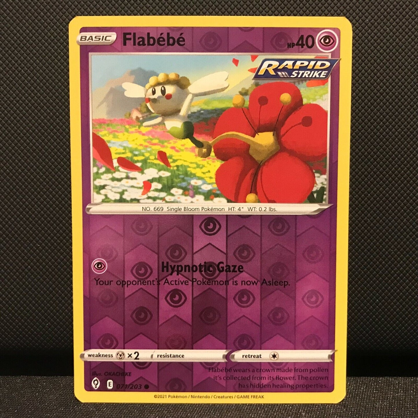 Flabébé Reverse Holo 71/203 - Evolving Skies Pokemon Card - NM/Mint