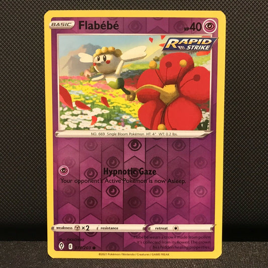 Flabébé Reverse Holo 71/203 - Evolving Skies Pokemon Card - NM/Mint