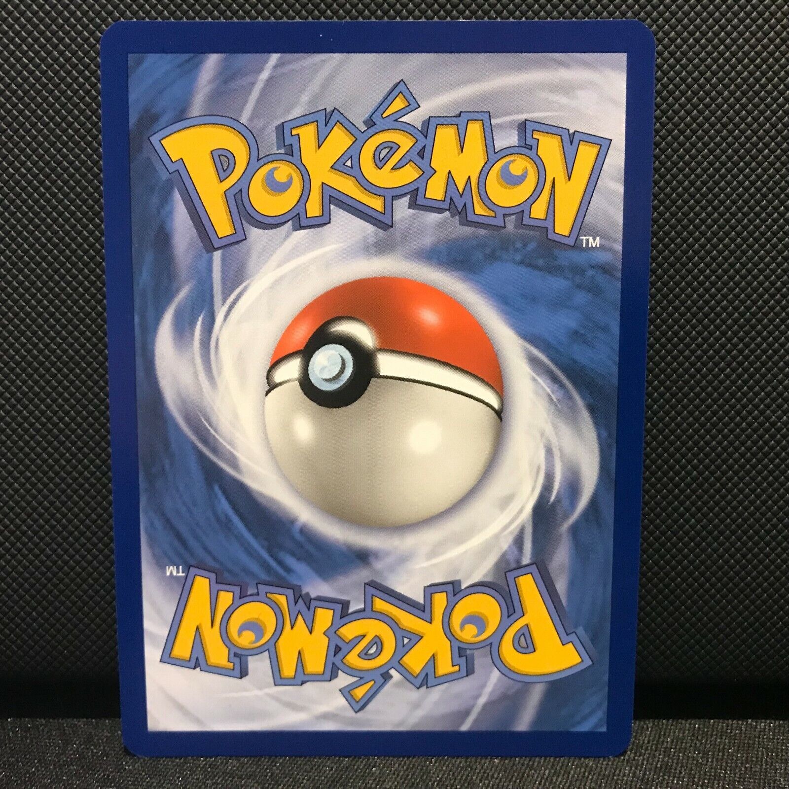 Zapdos Holo 24/68 -Hidden Fates Pokemon Card - NM/Mint