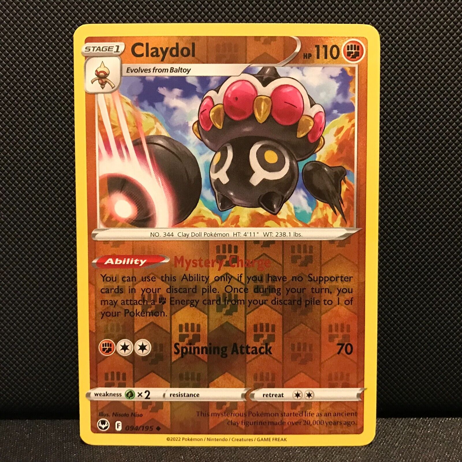 Claydol Reverse Holo 94/195 - Silver Tempest Pokemon Card - NM/Mint