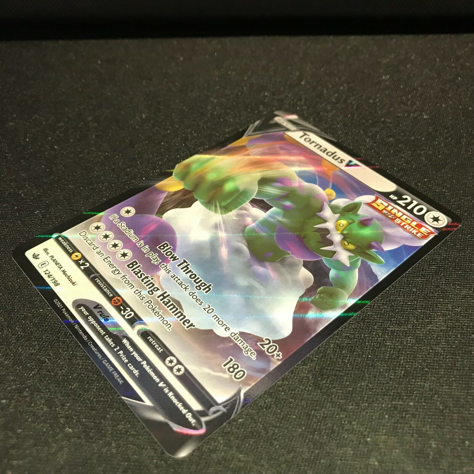 Tornadus V 124/198 - Chilling Reign Pokemon Card - NM/Mint
