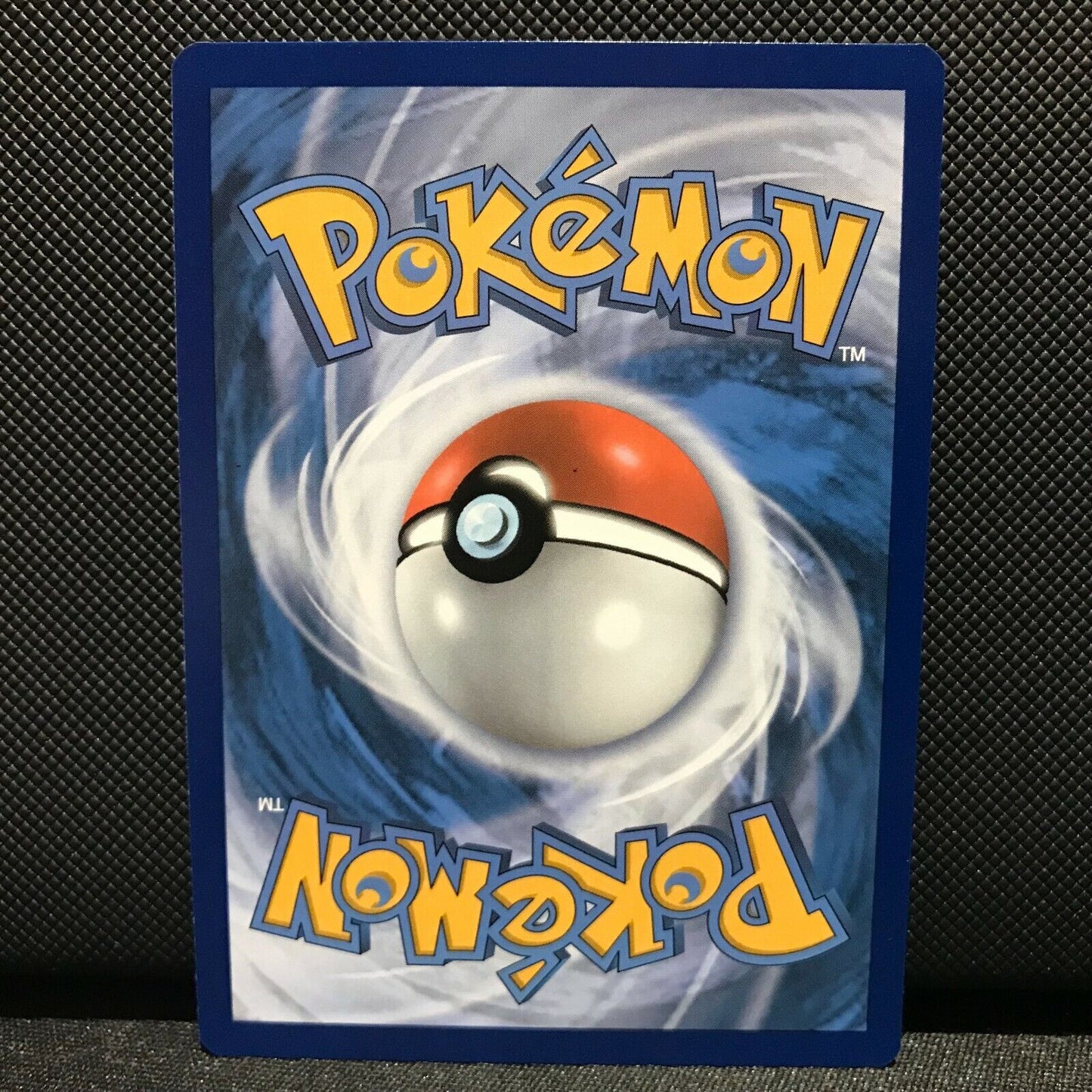Drowzee Reverse Holo 61/203 - Evolving Skies Pokemon Card - NM/Mint