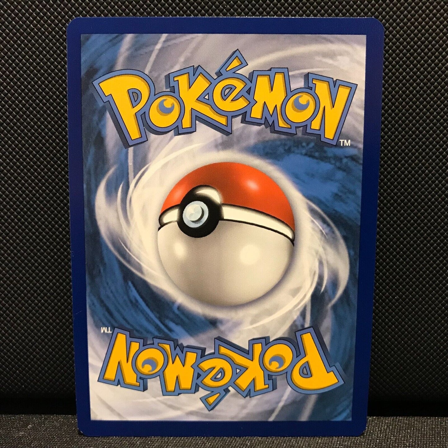 Zangoose 120/198 - Chilling Reign Pokemon Card - NM/Mint