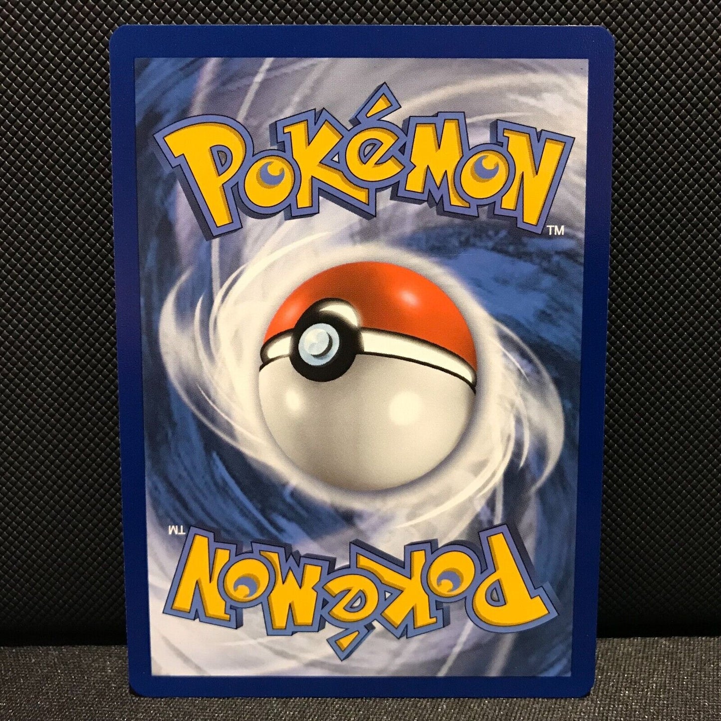 Deino Reverse Holo 113/203 - Evolving Skies Pokemon Card - NM/Mint