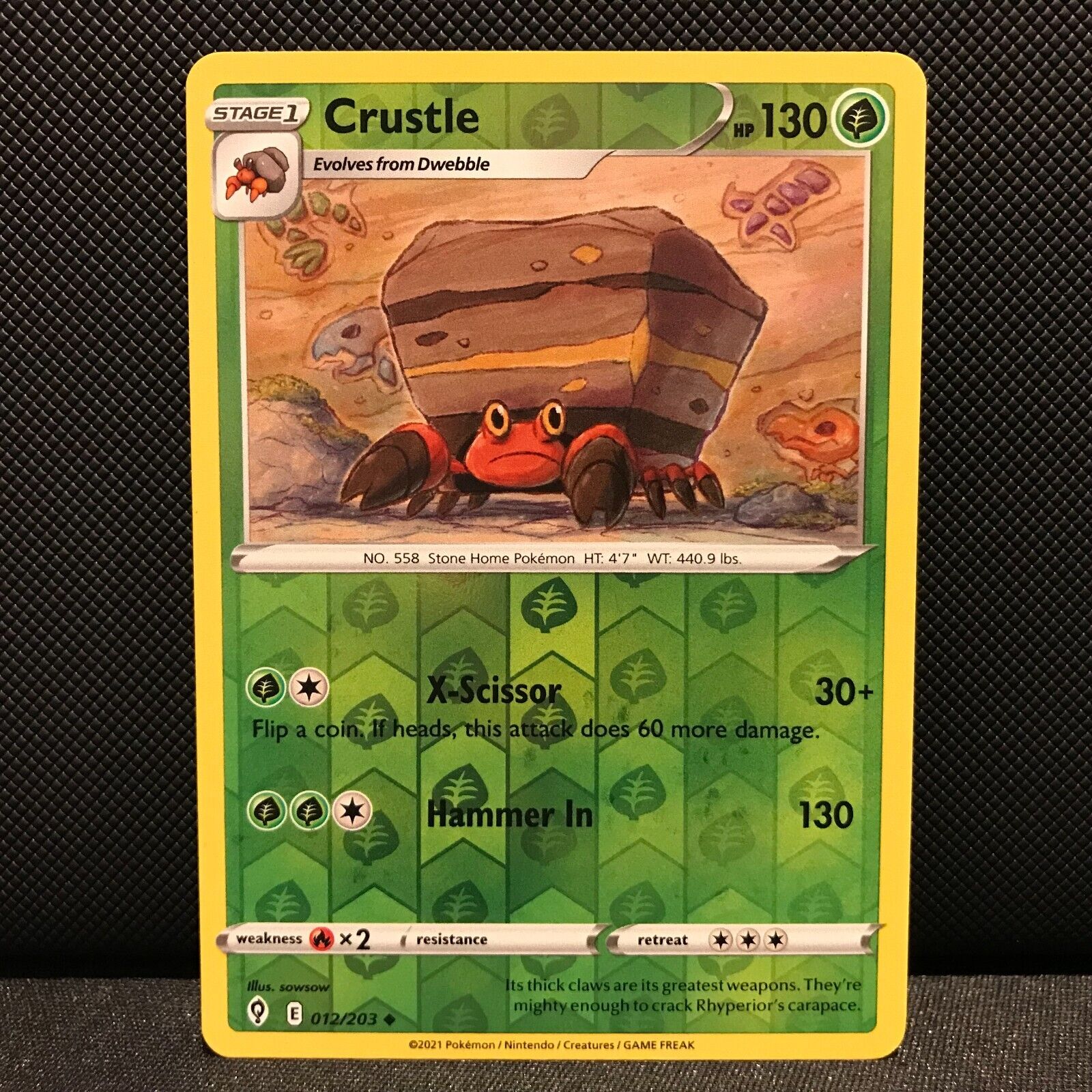 Crustle Reverse Holo 12/203 - Evolving Skies Pokemon Card - NM/Mint