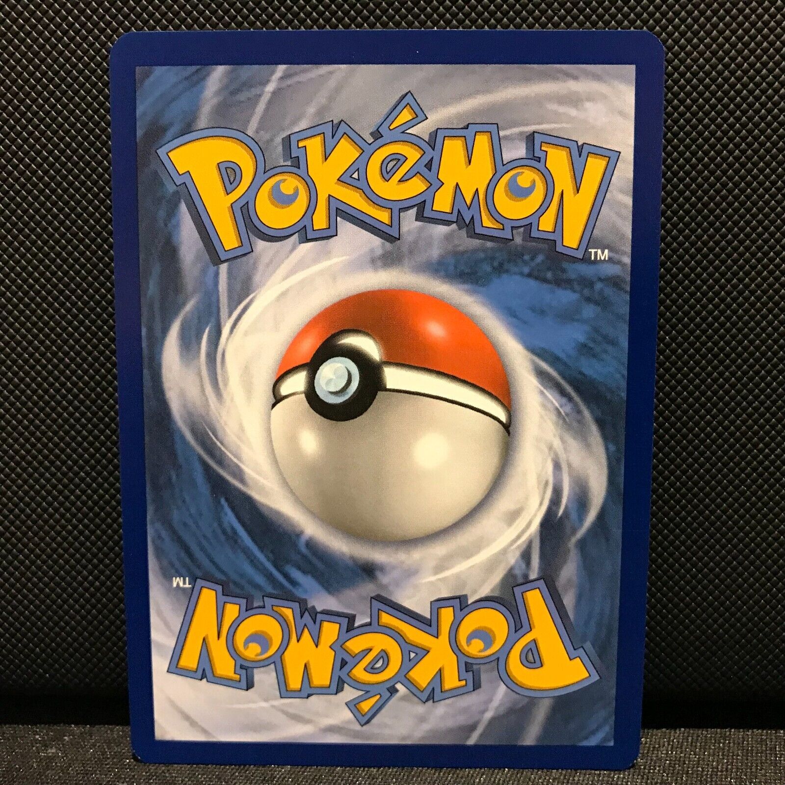 Staraptor 147/189 - Darkness Ablaze Pokemon Card - NM/Mint