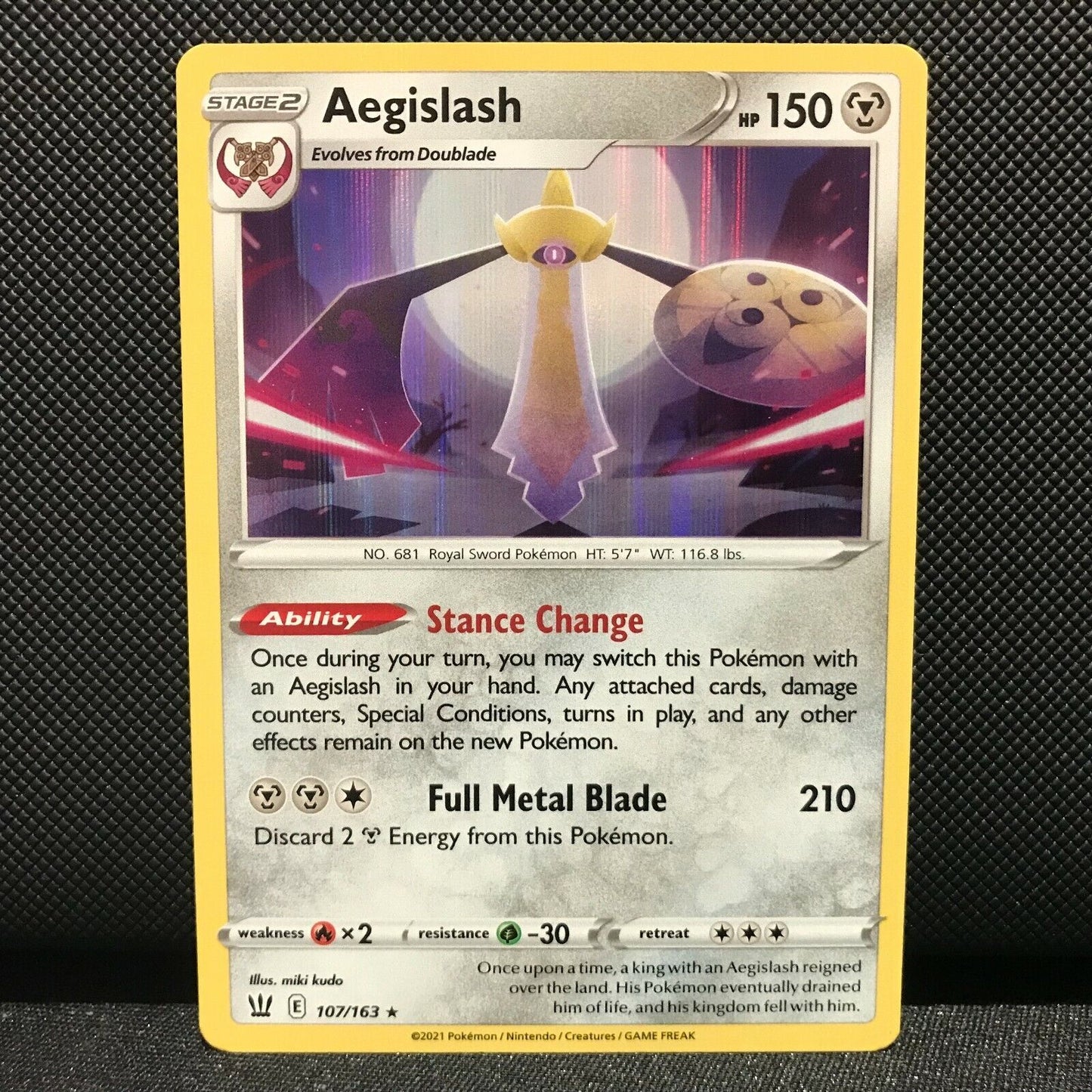 Aegislash Holo 107/163 - Battle Styles Pokemon Card - NM/Mint