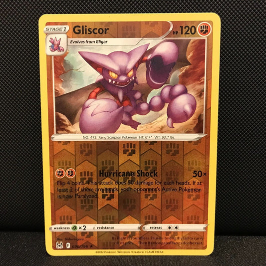 Gliscor Reverse Holo 96/196 - Lost Origin Pokemon Card - NM/Mint