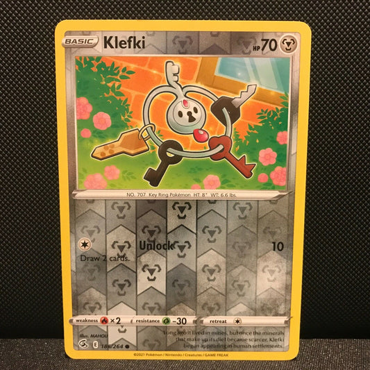 Klefki Reverse Holo 186/264 - Fusion Strike Pokemon Card - NM/Mint