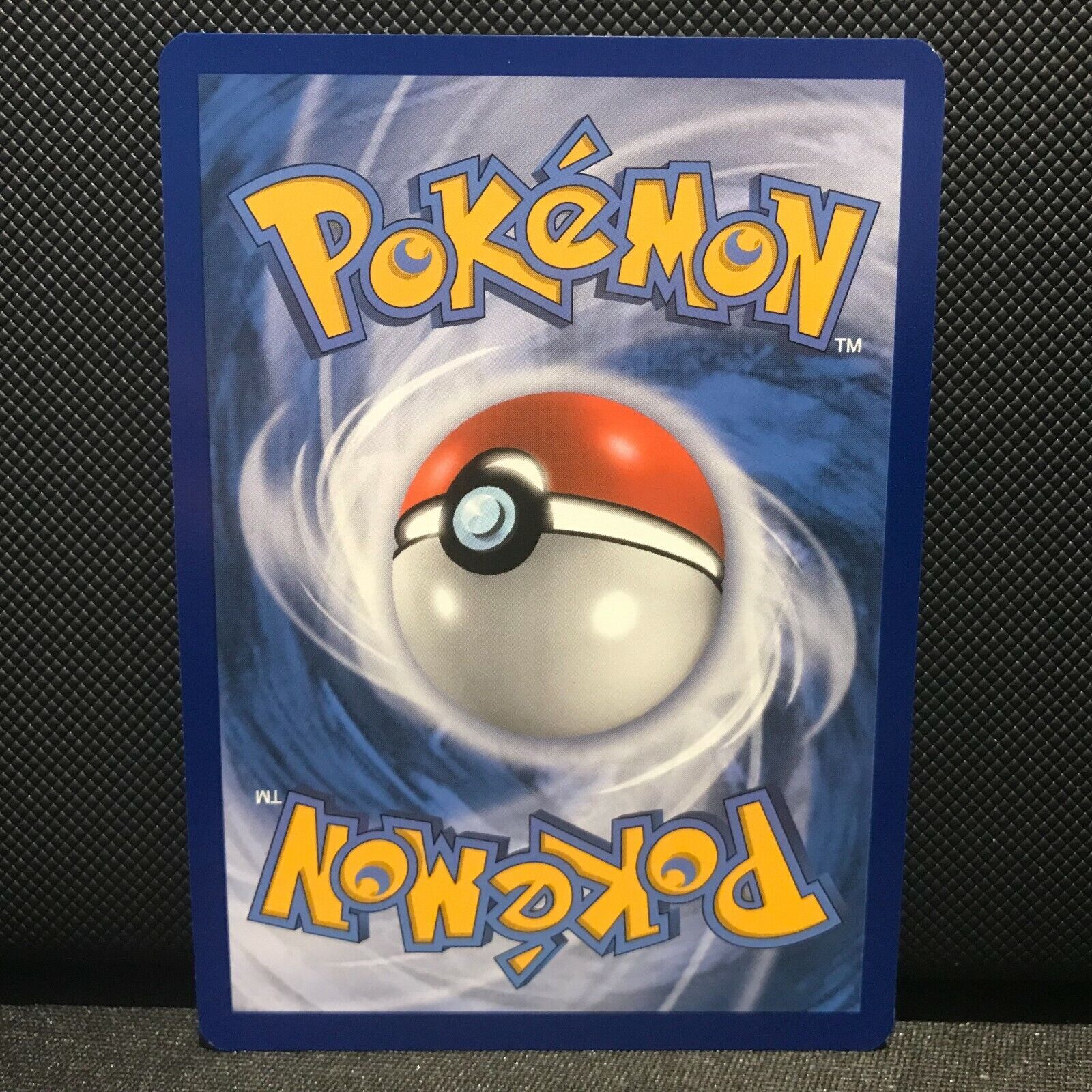 Skitty Reverse Holo 210/264 - Fusion Strike Pokemon Card - NM/Mint