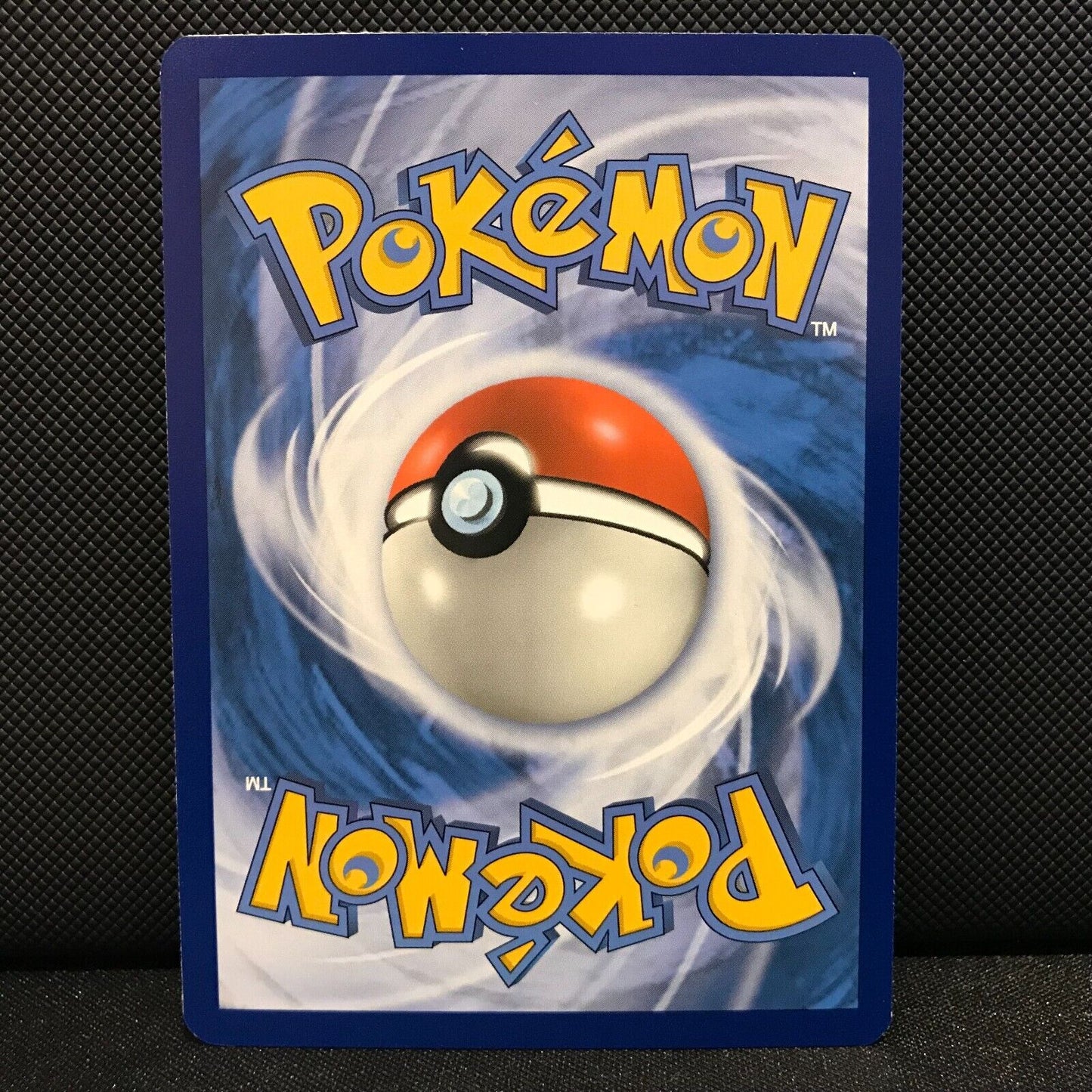 Beedrill 7/108 - Evolutions Pokemon Card - NM/Mint
