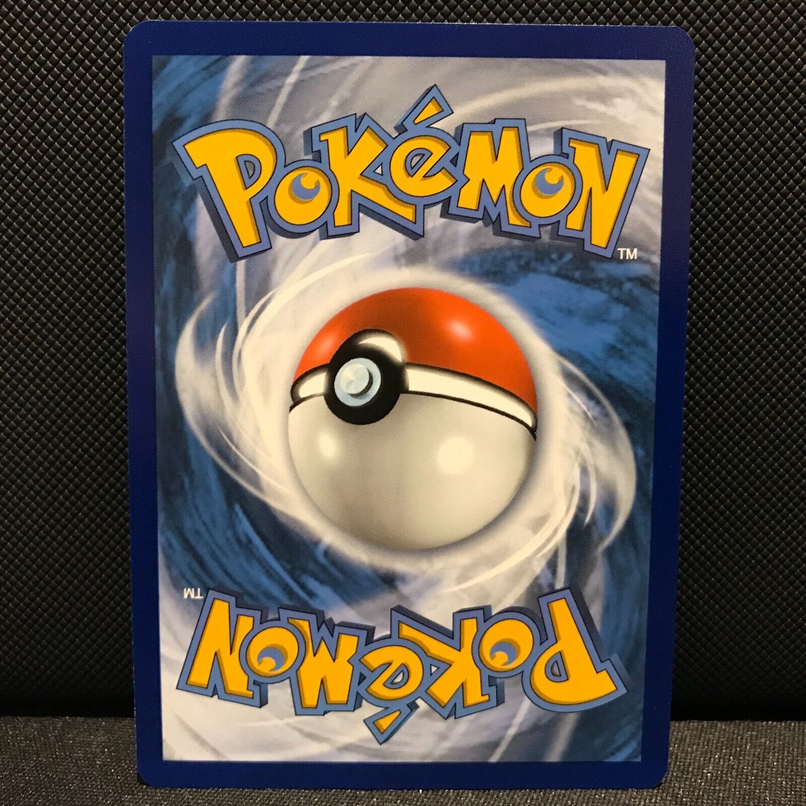 Sharpedo Reverse Holo 36/203 - Evolving Skies Pokemon Card - NM/Mint