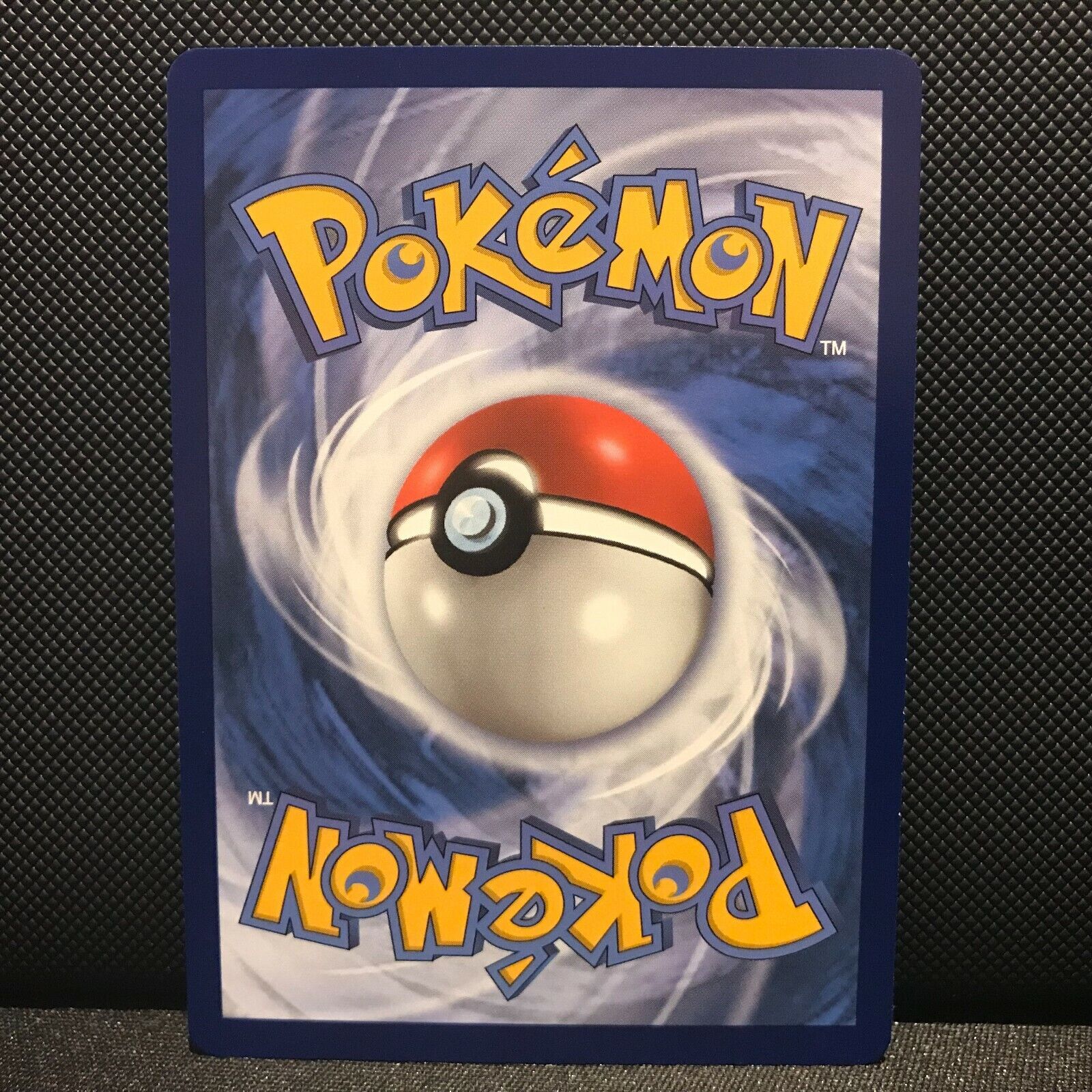 Latios 194/264 - Fusion Strike Pokemon Card - NM/Mint