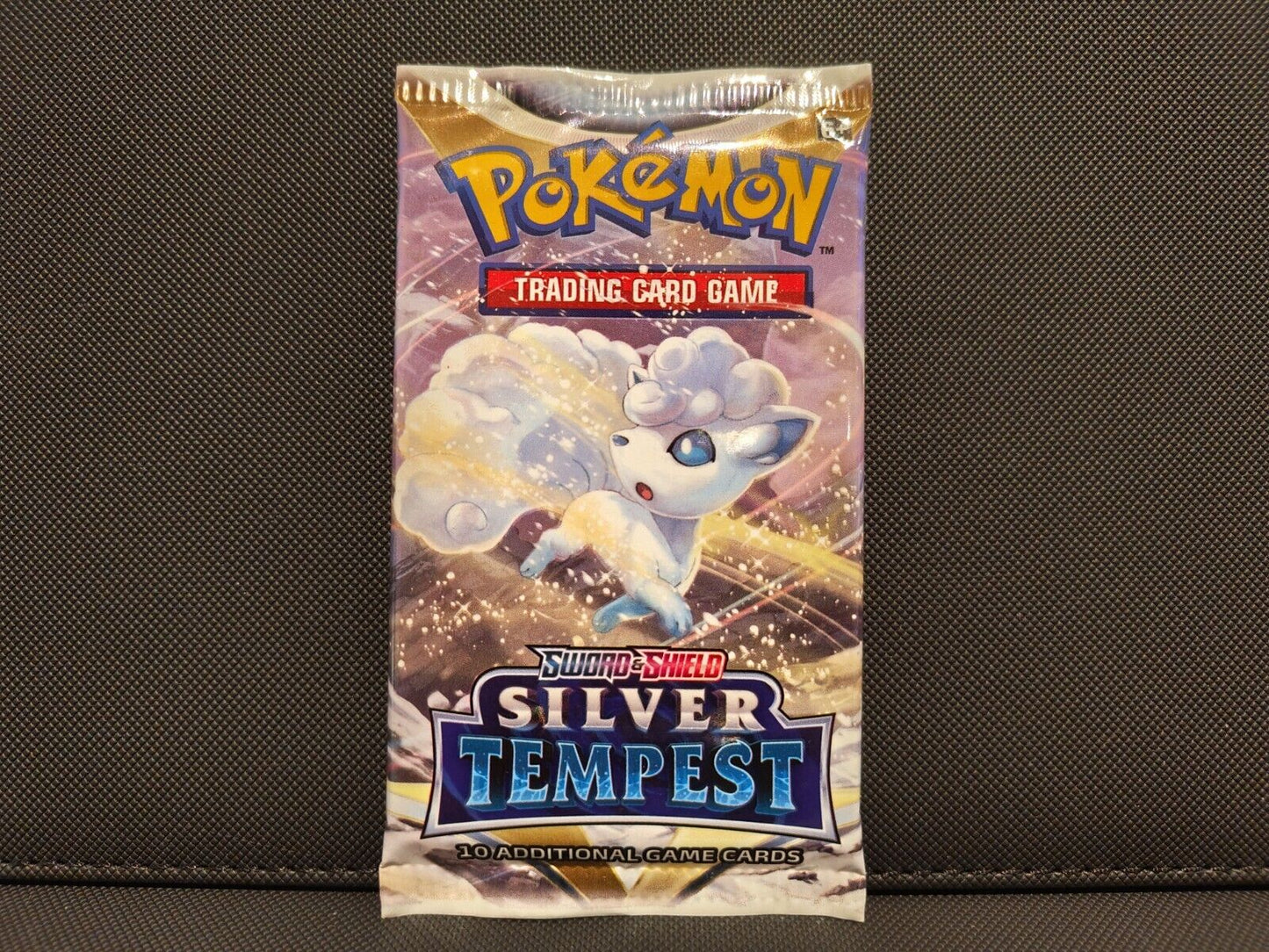 Sword & Shield - Silver Tempest Booster Pack (Random artwork) - Pokemon TCG