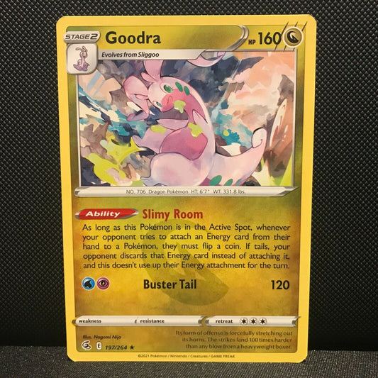 Goodra 197/264 - Fusion Strike Pokemon Card - NM/Mint