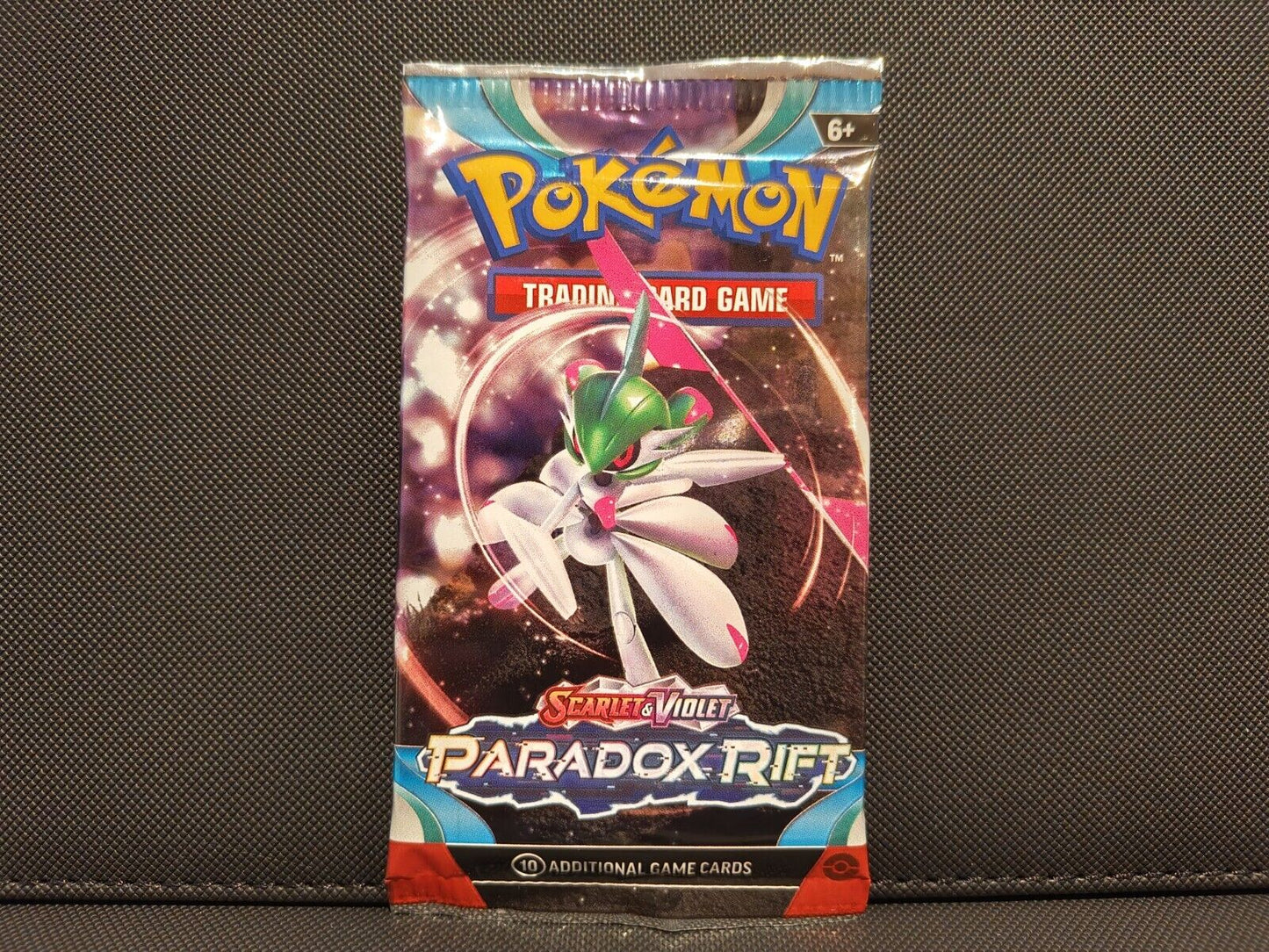 Scarlet & Violet - Paradox Rift Booster Pack (Random artwork) - Pokemon TCG