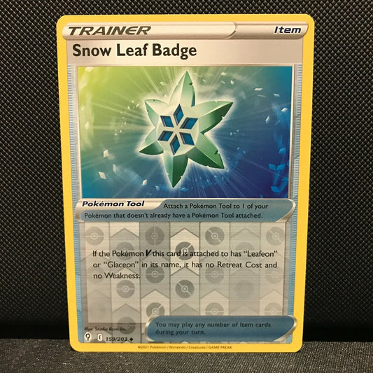 Snow Leaf Badge Reverse Holo 159/203 - Evolving Skies Pokemon Card - NM/Mint