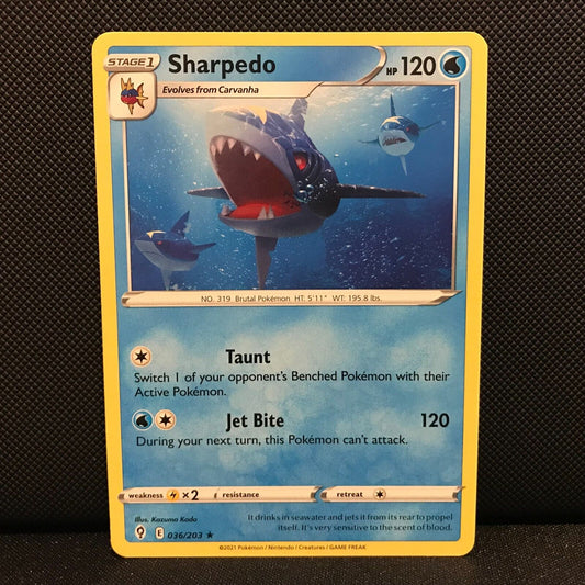 Sharpedo 36/203 - Evolving Skies Pokemon Card - NM/Mint