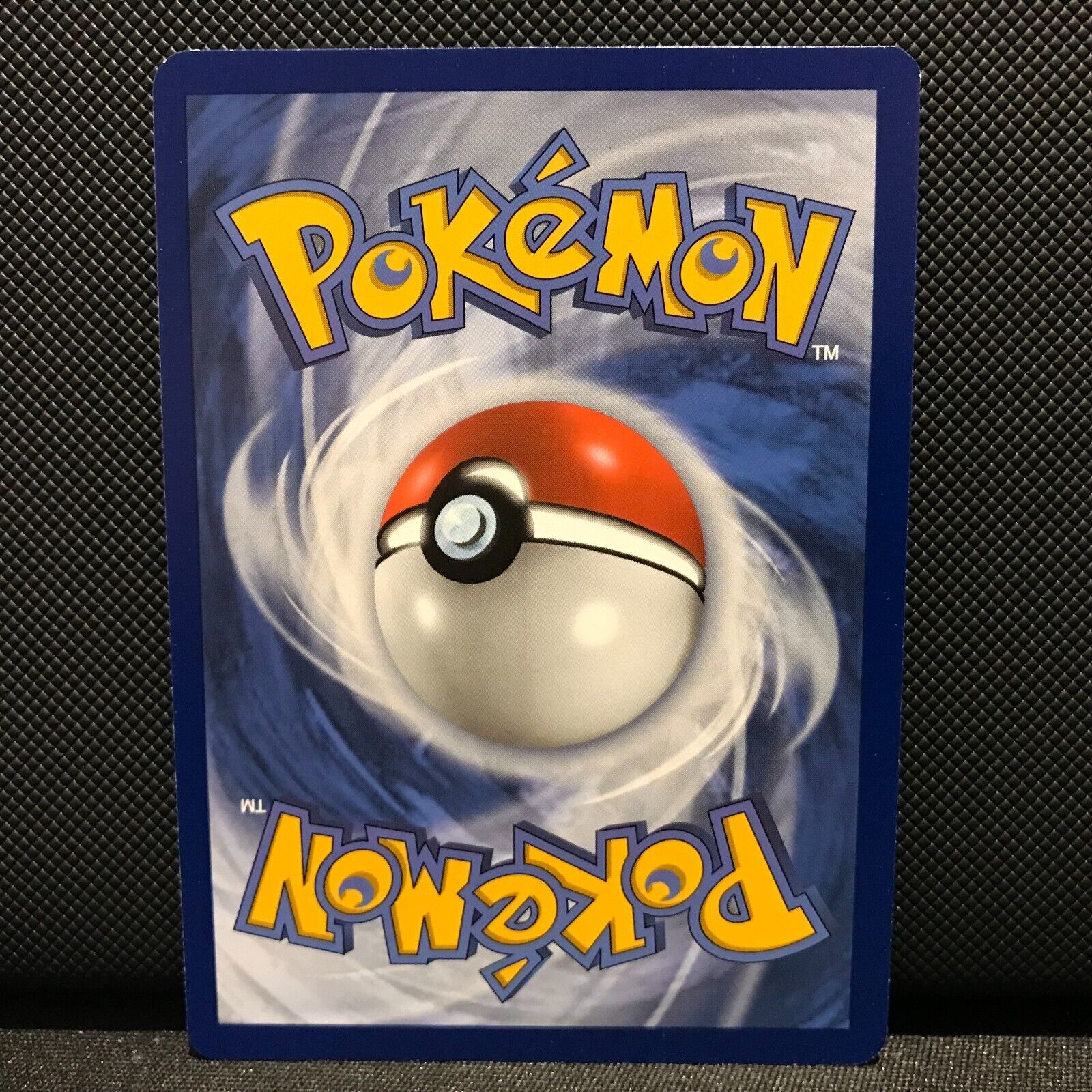 Magcargo Reverse Holo 28/185 - Vivid Voltage Pokemon Card - NM/Mint