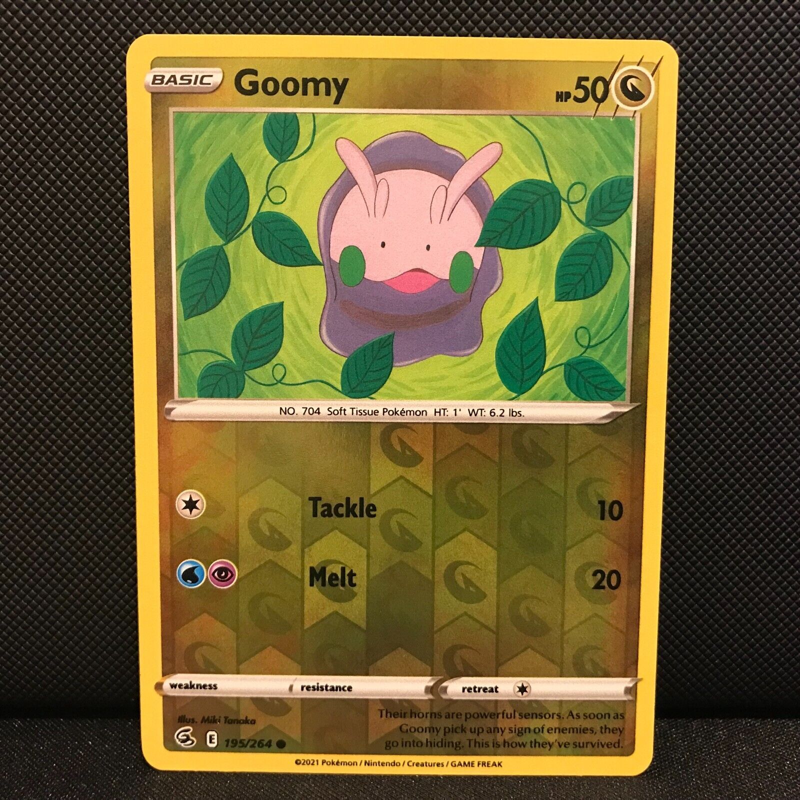 Goomy Reverse Holo 195/264 - Fusion Strike Pokemon Card - NM/Mint