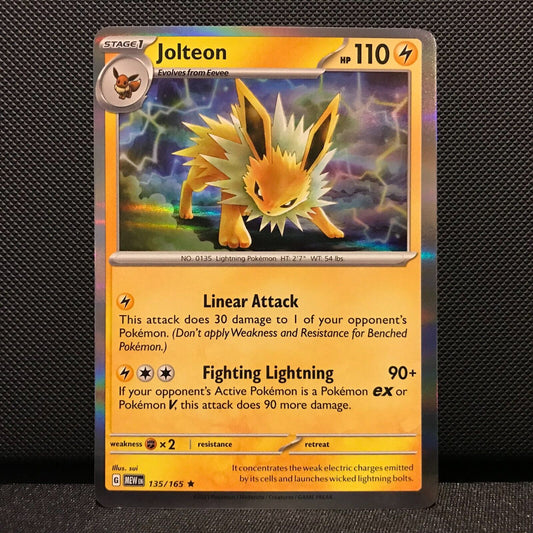 Jolteon Holo 135/165- Scarlet & Voilet 151 Pokemon Card - NM/Mint