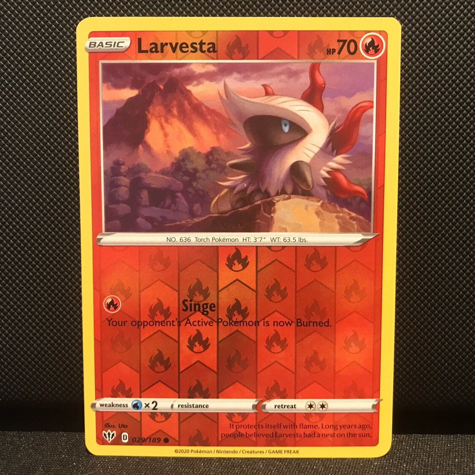 Larvesta Reverse Holo 29/189 - Darkness Ablaze Pokemon Card - NM/Mint