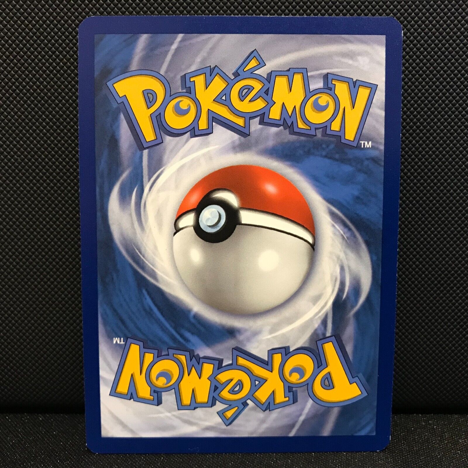 Honey Reverse Holo 142/198 - Chilling Reign Pokemon Card - NM/Mint