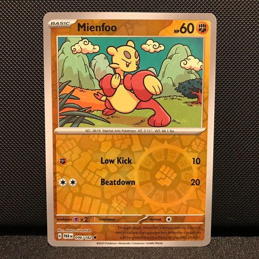 Mienfoo Reverse Holo 096/182 - Paradox Rift Pokemon Card - NM/Mint