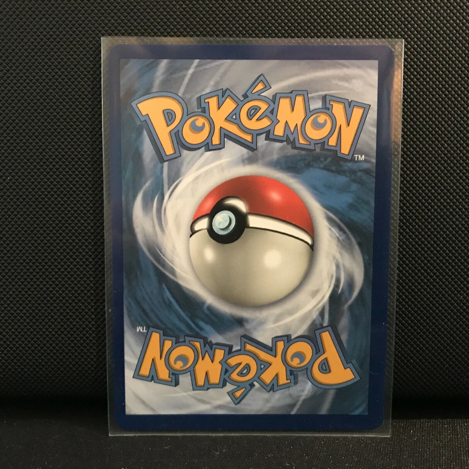 Inkay SV17/SV94 - Hidden Fates Pokemon Card - NM/Mint