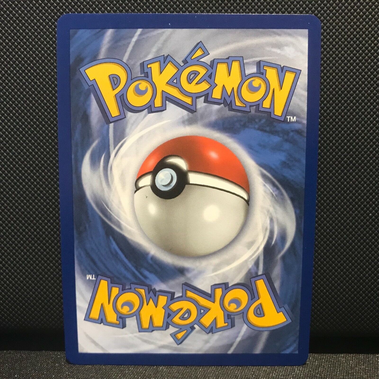 Grimmsnarl V 114/189 - Darkness Ablaze Pokemon Card - NM/Mint