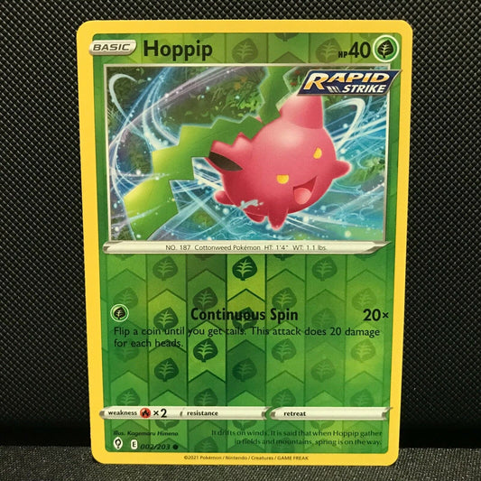 Hoppip Reverse Holo 2/203 - Evolving Skies Pokemon Card - NM/Mint